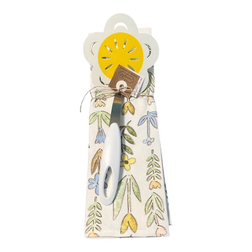 Mud Pie Flower Towel and Silicone Spatula Set